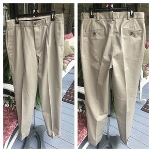 Men’s BROOKS BROTHERS CHINO pants